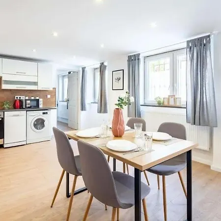 Apartmán Cityscape Budget Szoevetseg 4
